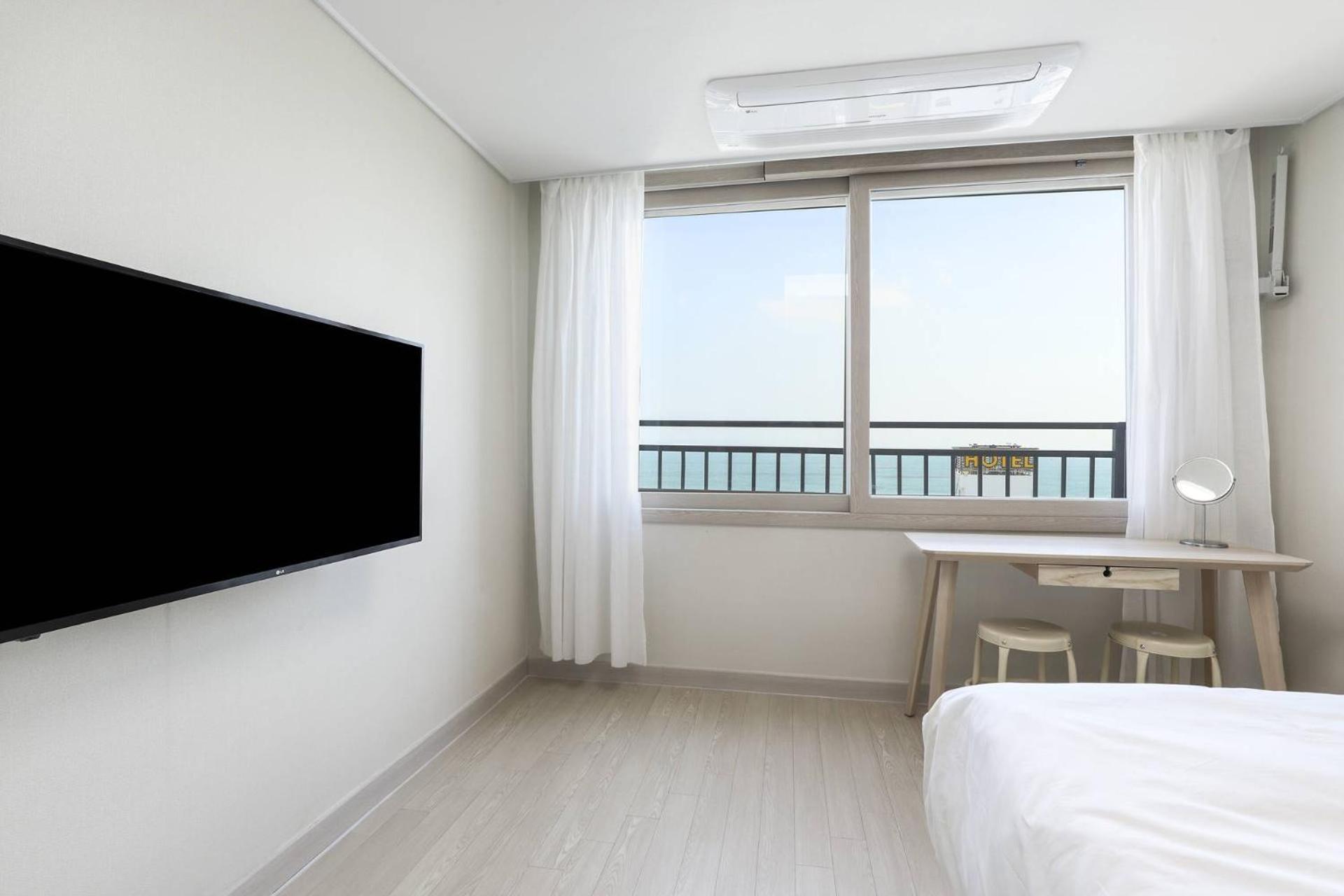 The First Ocean Songjeong Hotel Busan Buitenkant foto