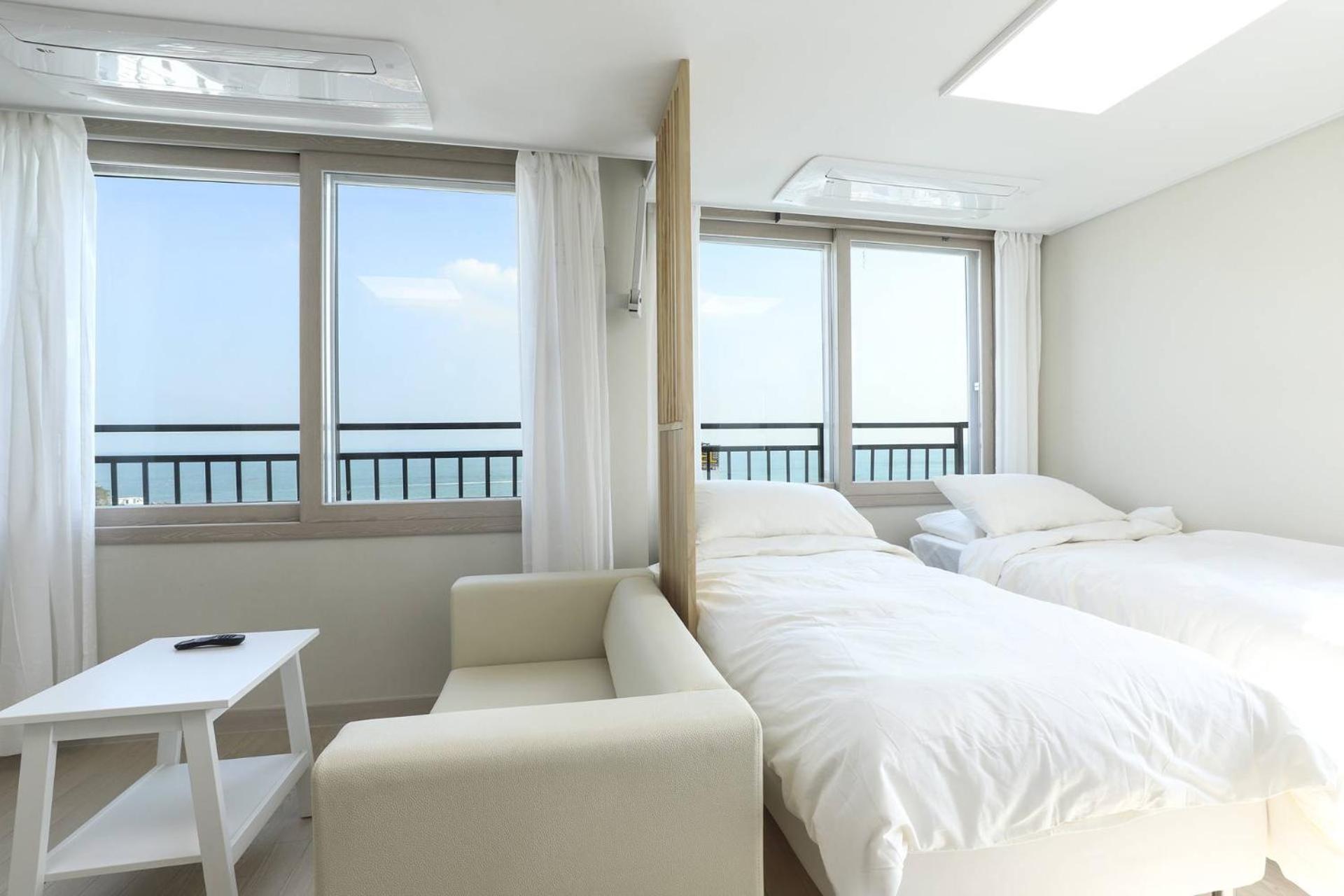 The First Ocean Songjeong Hotel Busan Buitenkant foto