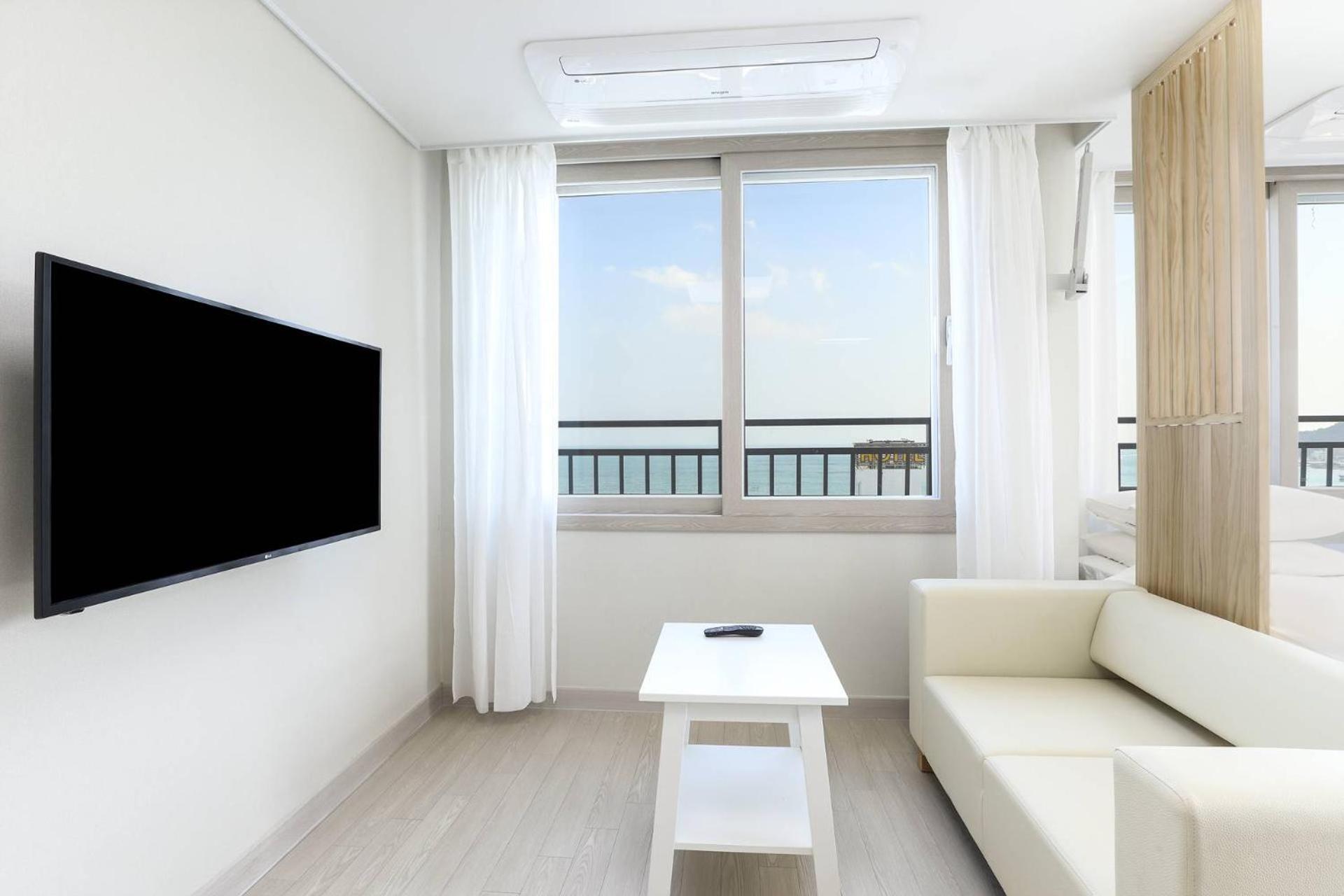 The First Ocean Songjeong Hotel Busan Buitenkant foto