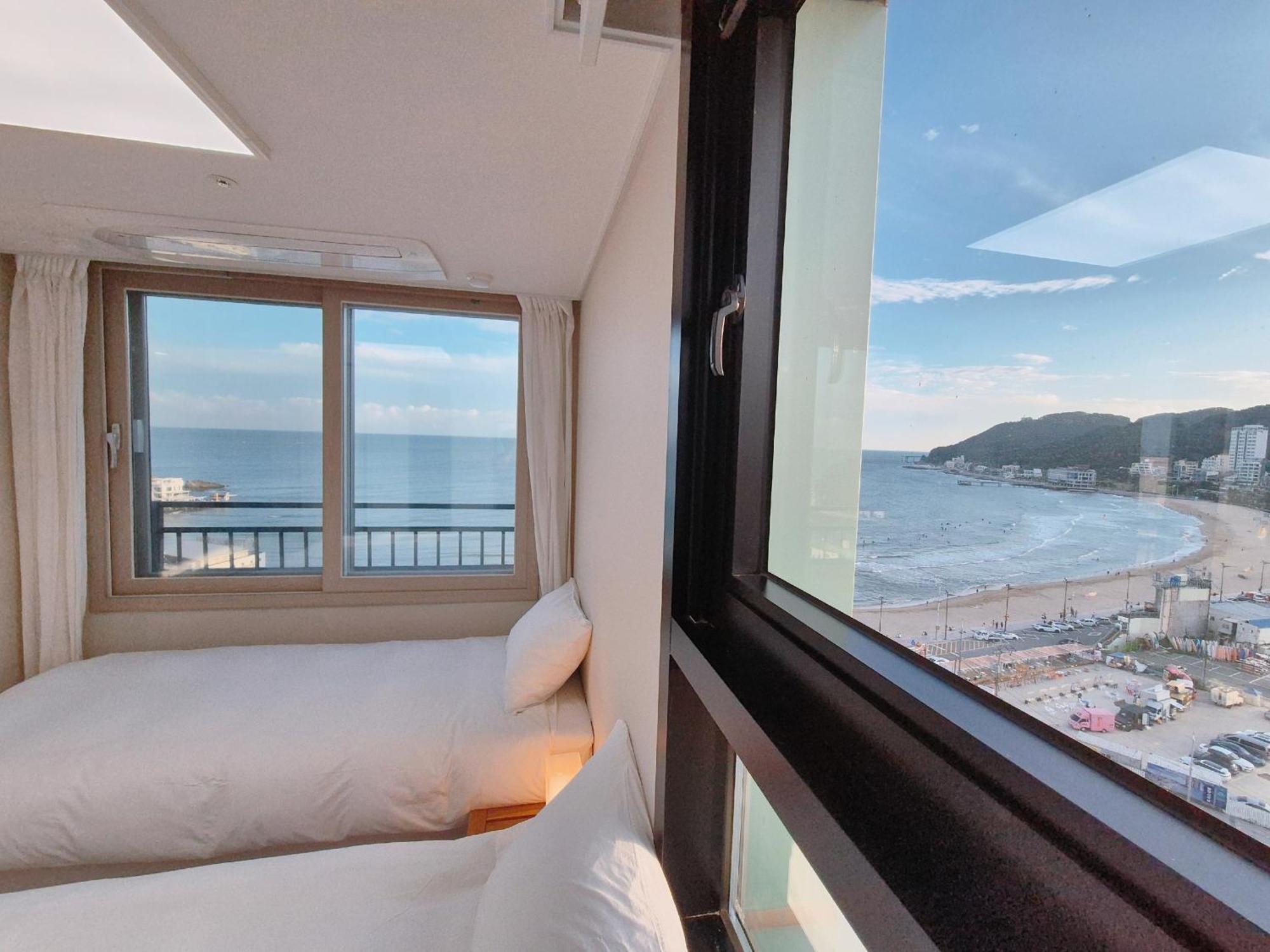 The First Ocean Songjeong Hotel Busan Buitenkant foto